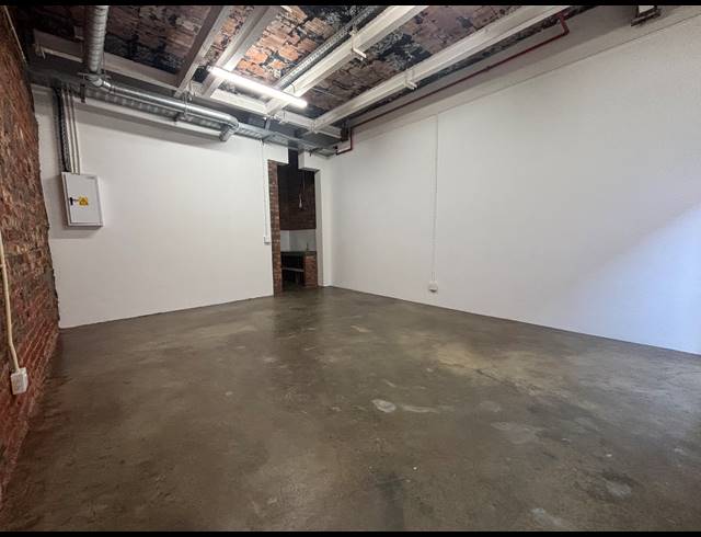 41M² WAREHOUSE TO LET IN MAITLAND